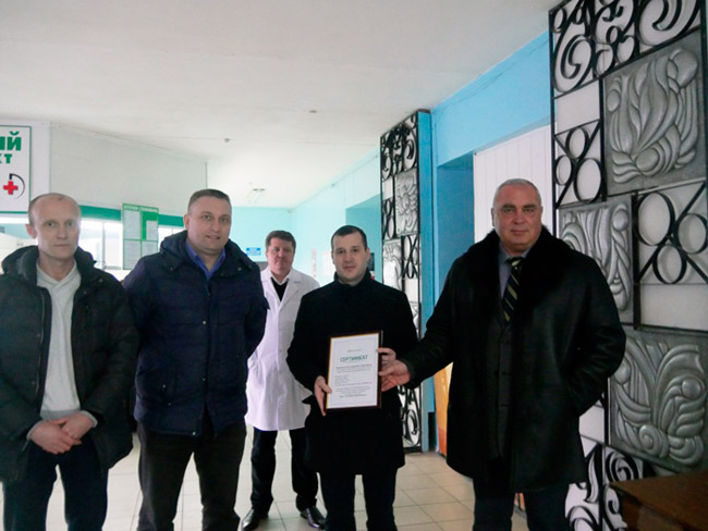 Корпорація «Юрія-Фарм» надала гуманітарну допомогу жителям Донецької області на суму 350 тисяч гривень.