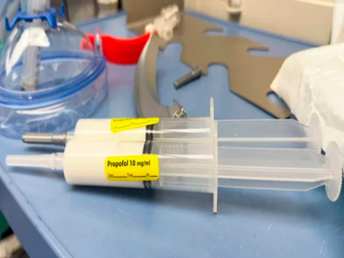 Pharmacokinetics and pharmacodynamics of propofol and dexmedetomidine during elective procedural sedations and characteristics of their combination