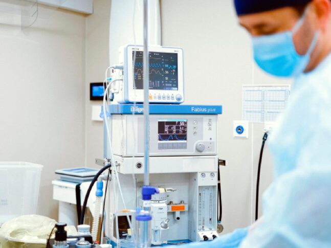 Sedation in the intensive care unit (ICU) and procedural sedation: clinical guidelines and personal practice